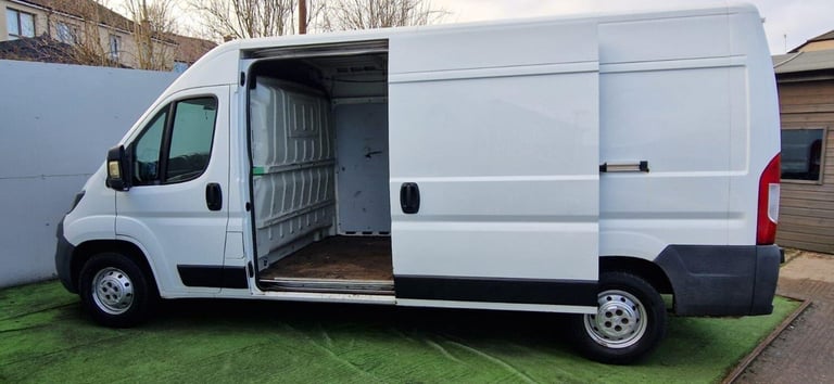 2015 Peugeot Boxer Hdi 335 L3h2 Professional P/v Panel Van Diesel Manual