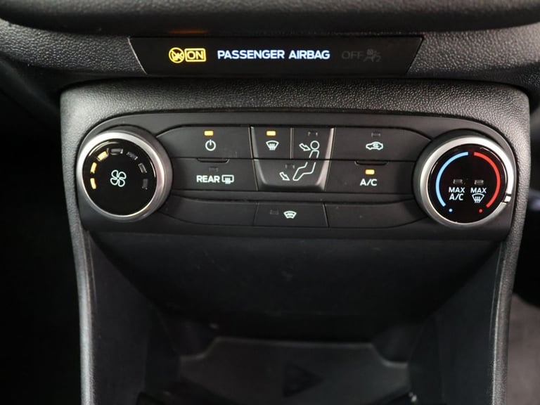 2022 Ford Fiesta 1.0T EcoBoost Titanium Hatchback 5dr Petrol Manual Euro 6 (s/s) (100 ps) Hatchba...