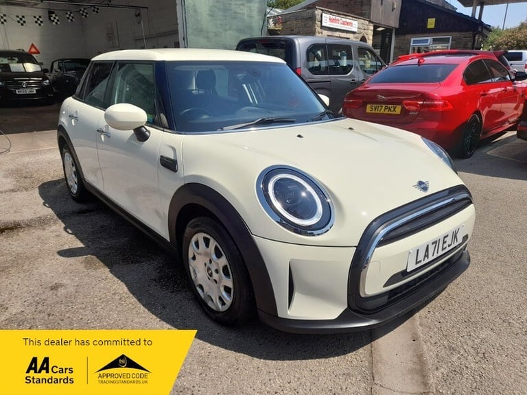 image for MINI Mini ONE CLASSIC 5DR, AUTO, 1 OWNER, FULL ,HISTORY, WHITE