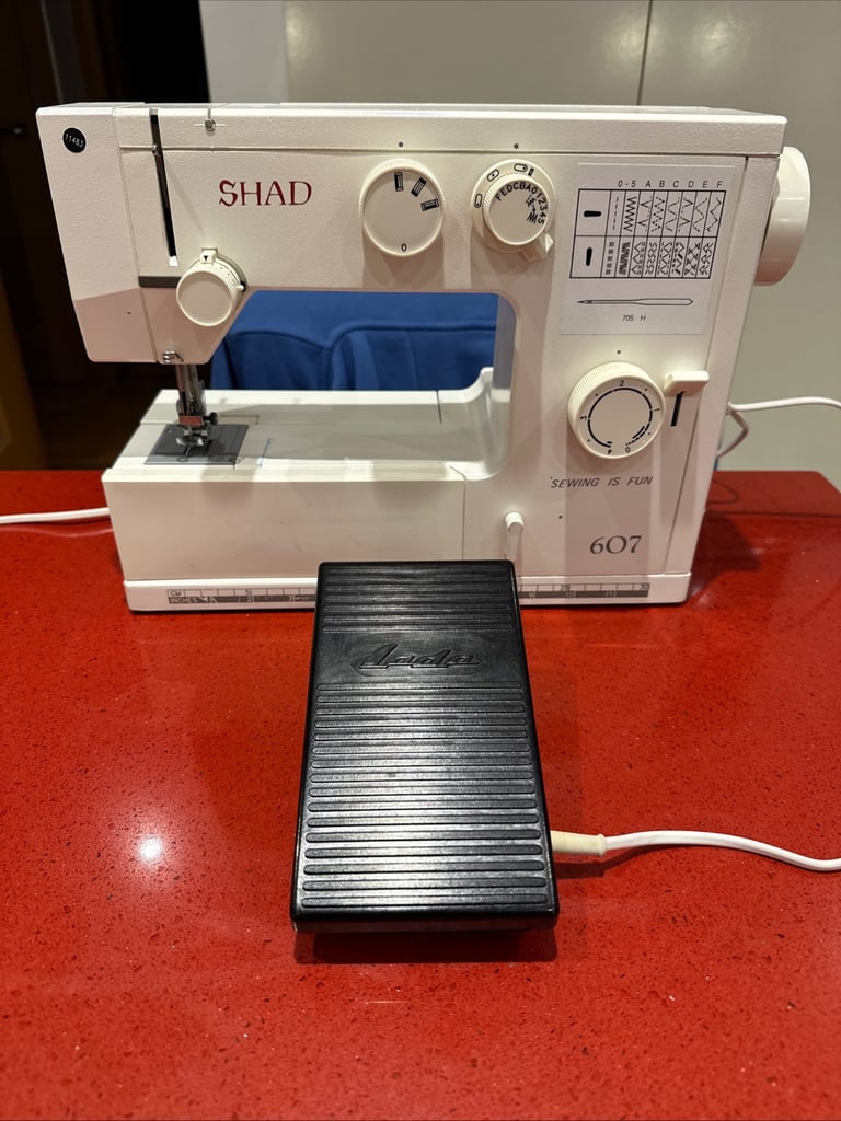 Vintage LADA 607 sewing machine rare