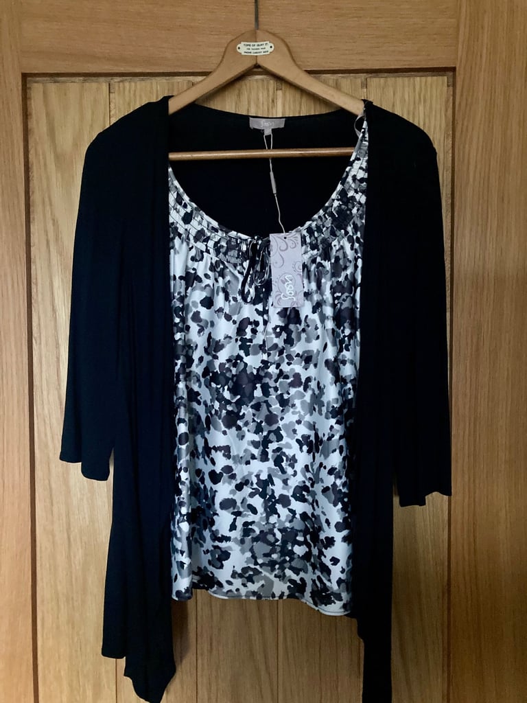 BNWT Soon Top