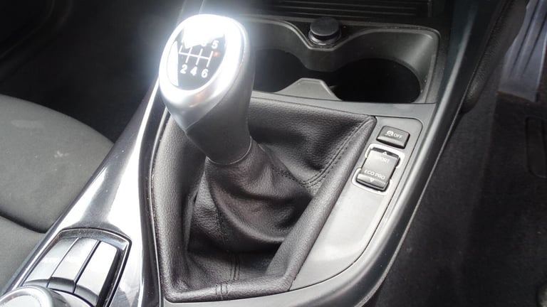 BMW 1 SERIES 2.0 118d Sport 5-door Grey Manual Diesel 2014