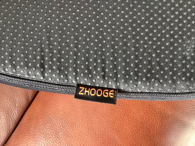 DONUT SEAT CUSHION - Back Cushion