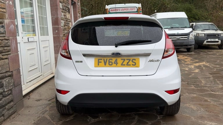 2015 Ford Fiesta 1.0 EcoBoost Titanium 5dr HATCHBACK Petrol Manual