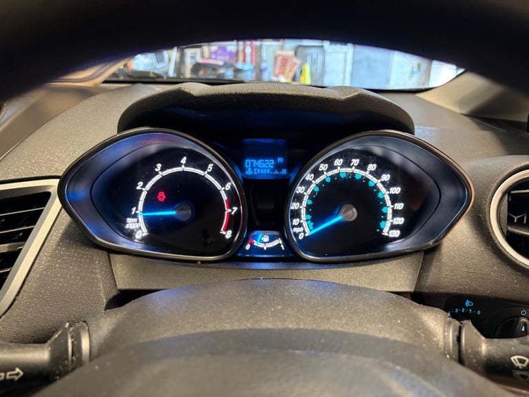 FORD FIESTA 1.25 Style 2013