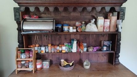 Dresser