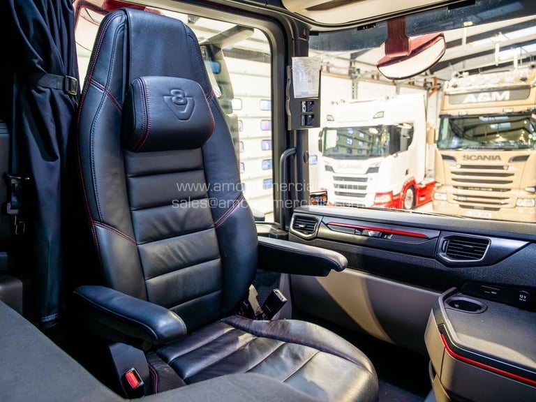 2021 (21) SCANIA 580S V8 HIGHLINE 6X2 TAG AXLE