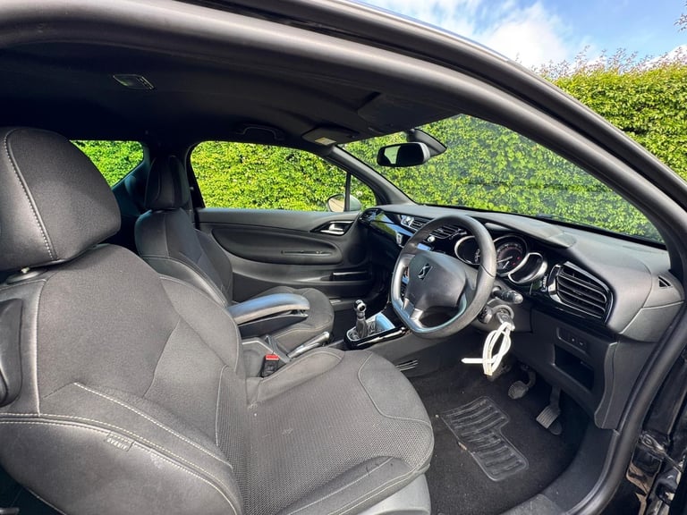 2015 Citroen DS3 1.2 PureTech DStyle Plus 3dr HATCHBACK Petrol Manual