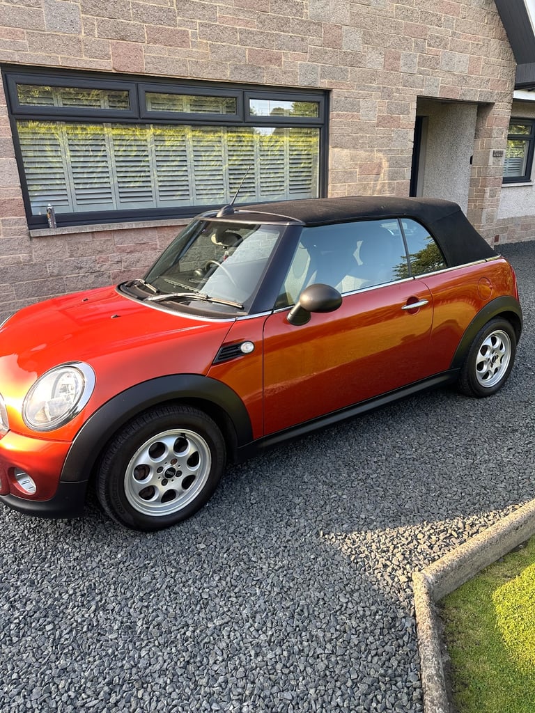 Mini, CONVERTIBLE, Convertible, 2013, Manual, 1598 (cc), 2 doors