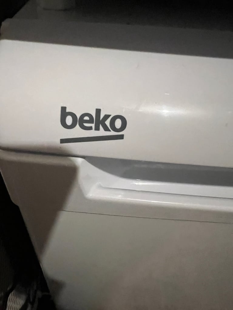 Beko White Freestanding under counter Fridge and separate Feeezer