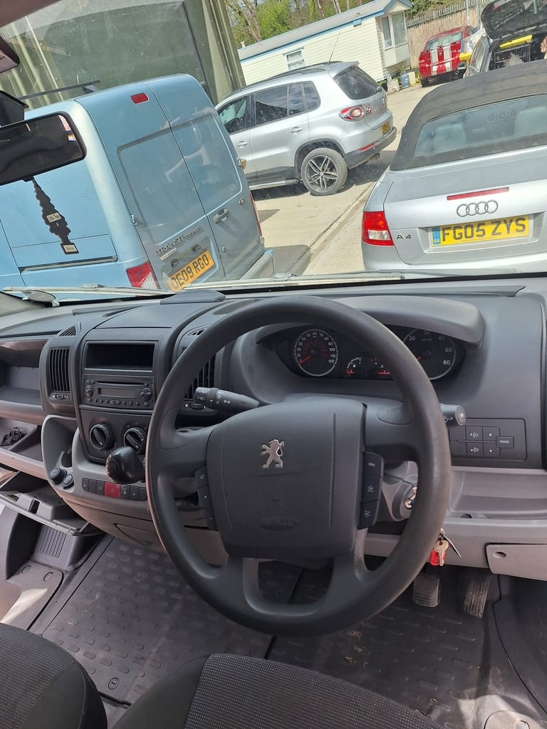 2011 Peugeot Boxer 2.2 HDi H2 Window Van 120ps WINDOW VAN Diesel Manual