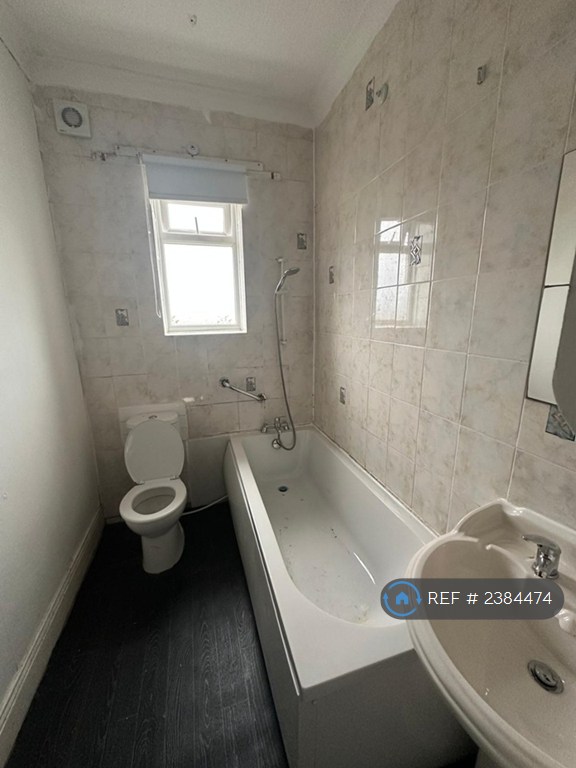 2 bedroom house in South Hetton Road, Easington Lane, Houghton Le Spring, DH5 (2 bed) (#2384474)