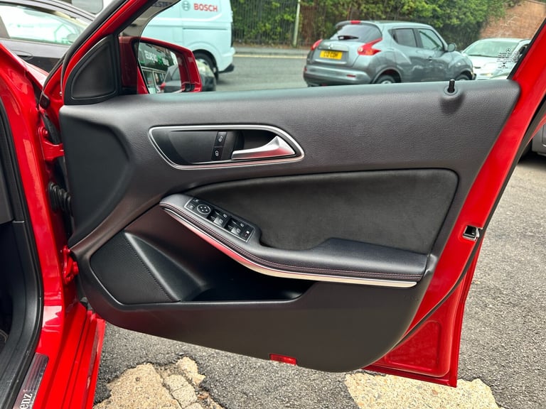 67 reg mercedes a class A180d AMG Line 1.5 litr diesel 5dr Automatic