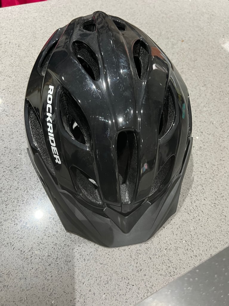 image for Cycle Helmet BNWT Size Medium
