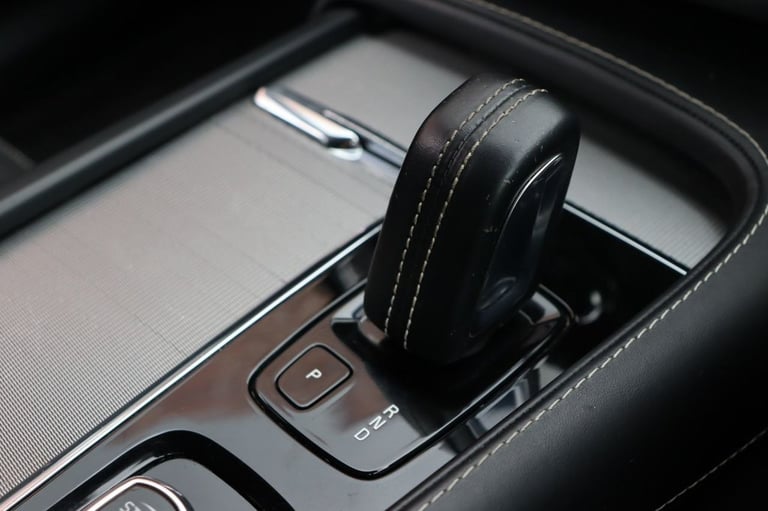 2021 21 VOLVO XC90 2.0 B6 MHEV R-DESIGN PRO SUV 5DR PETROL HYBRID AUTO 4WD EURO