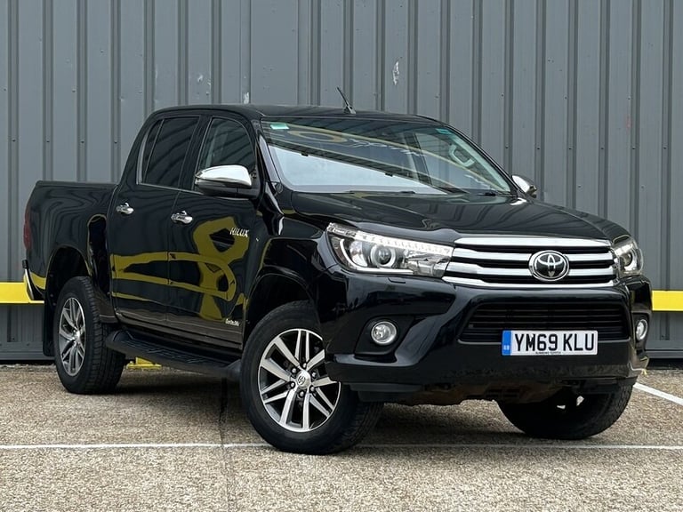 2020 Toyota Hilux D-4D Invincible Pickup 2.4 Automatic Diesel Pickup Diesel Automatic