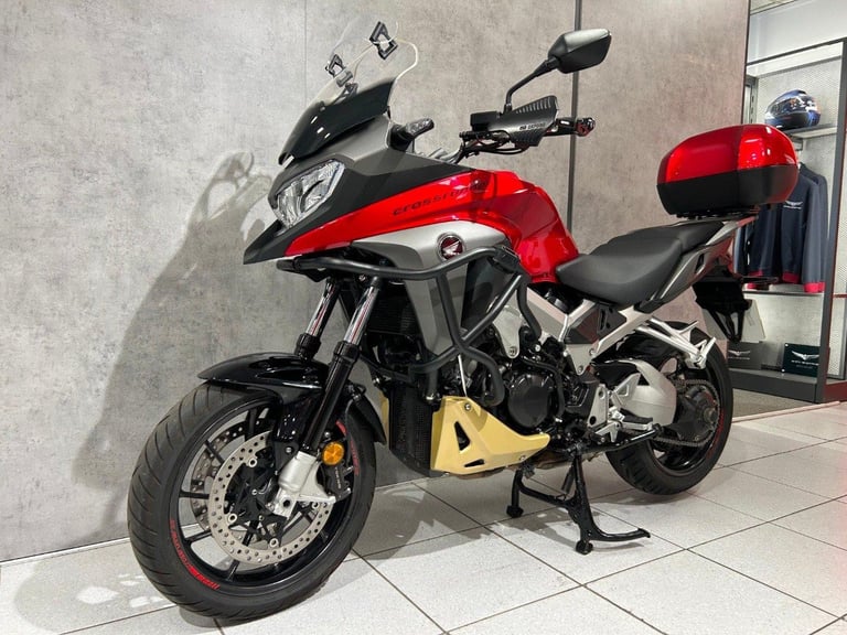65/2015 Honda VFR800X Crossrunner - 15969 miles 
