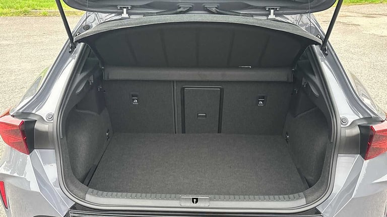 2025 Cupra Formentor 1.5 eHybrid 204 V1 5dr DSG SUV Hybrid Automatic