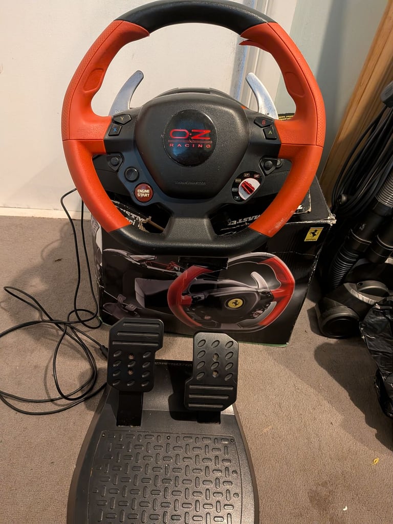 Steering wheels and pedals thrustmaster 458 Xbox 
