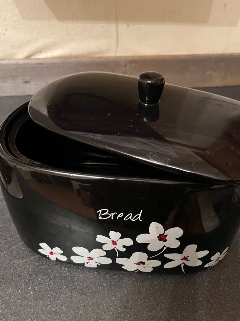 image for 🔥 ceramic bread bin