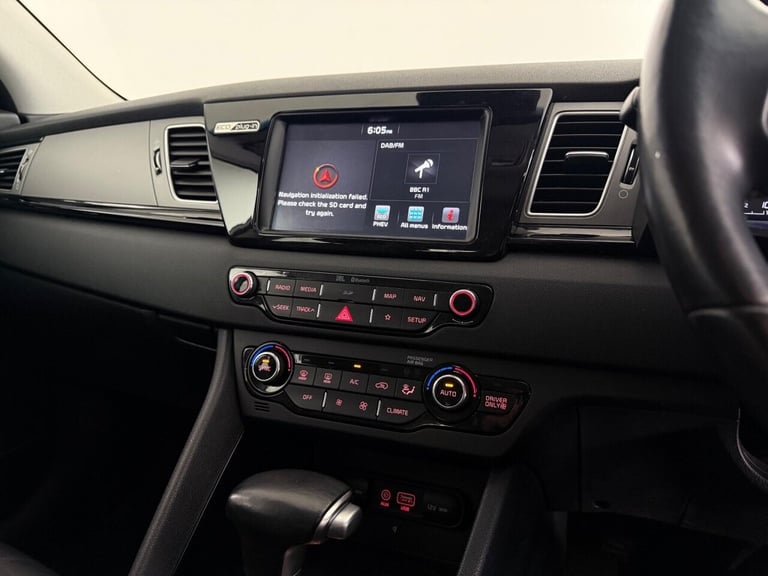 2018 Kia Niro 1.6 GDi 8.9kWh 3 DCT Euro 6 (s/s) 5dr ESTATE PETROL/ELECTRIC Automatic