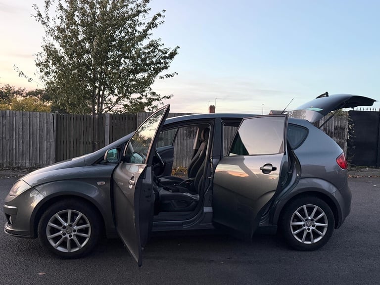2012 SEAT Altea 1.6 TDI CR SE 5dr DSG MPV Diesel Automatic