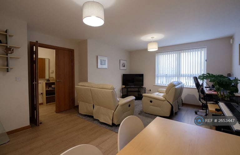2 bedroom flat in Vista Court, Ipswich, IP2 (2 bed) (#2653447)