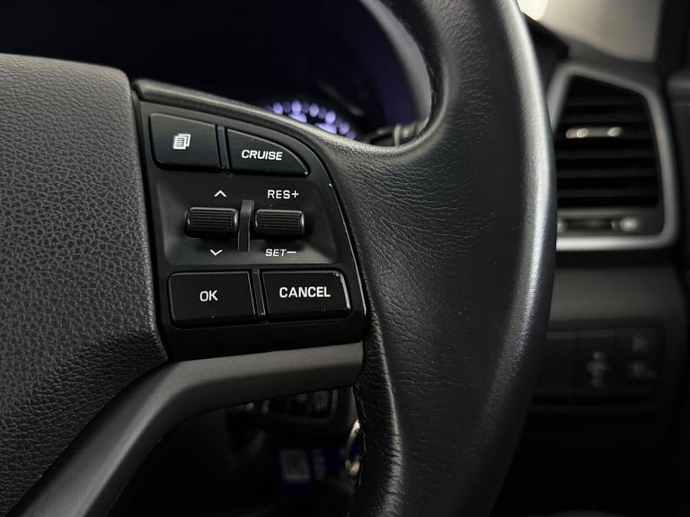 2016 Hyundai TUCSON 1.7 CRDi Blue Drive SE Nav 5dr 2WD ESTATE DIESEL Manual