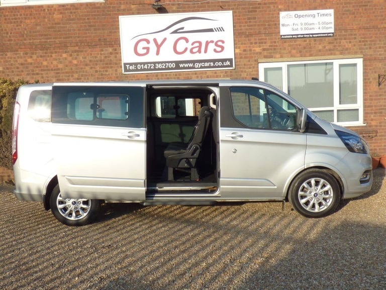 FORD TOURNEO CUSTOM 2.0 Tourneo Custom Titanium Bus M1 320 L2 2.0L EcoBlue