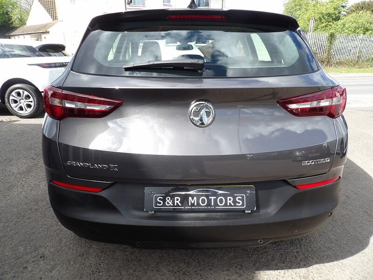 2021 Vauxhall Grandland X 1.5 Turbo D Business Edition Nav 5dr HATCHBACK DIESEL Manual