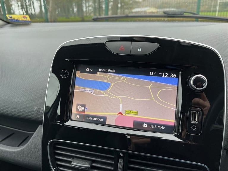 2017 Renault Clio 1.5 dCi 90 Dynamique S Nav 5dr Auto HATCHBACK DIESEL Automatic