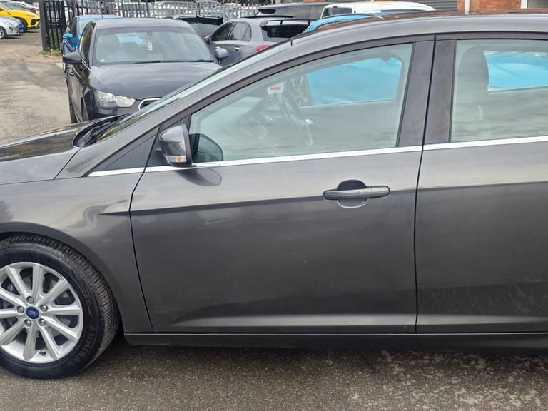 2016 Ford Focus 1.0 EcoBoost 125 Titanium 5dr Auto HATCHBACK PETROL Automatic