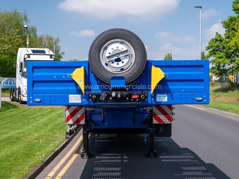 KASSBOHRER LOW LOADER 52800KG 3 AXLE EXTENDABLE