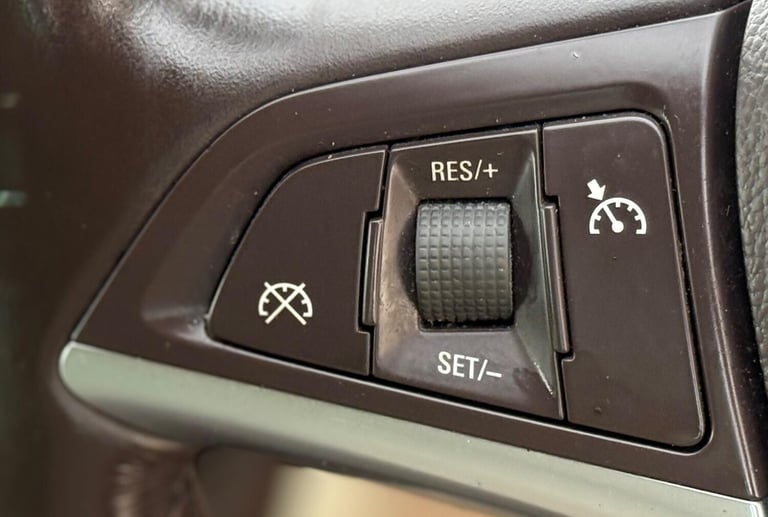 2009 Vauxhall Insignia 2.8T V6 Elite Nav Sports Tourer Auto 4WD Euro 5 5dr