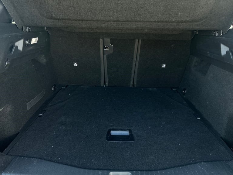  Vauxhall Grandland Electric 73kwh Ultimate Suv 5dr Electric Auto 213 Ps