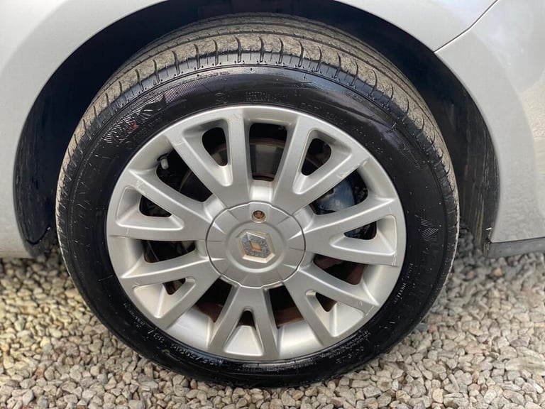2008 Renault Clio 1.2 TCe 16v Dynamique Hatchback 5dr Petrol Manual (139 g/km, 100 bhp) Hatchback...