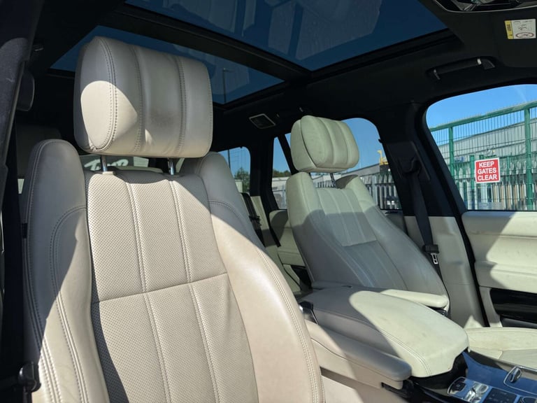 2014 Land Rover Range Rover 4.4 SDV8 Vogue 4dr Auto ESTATE DIESEL Automatic