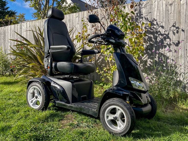 Rascal Vision 8mph Mobility Scooter 100% BATTERIES Only 0.9 Hours Use! Was £3995