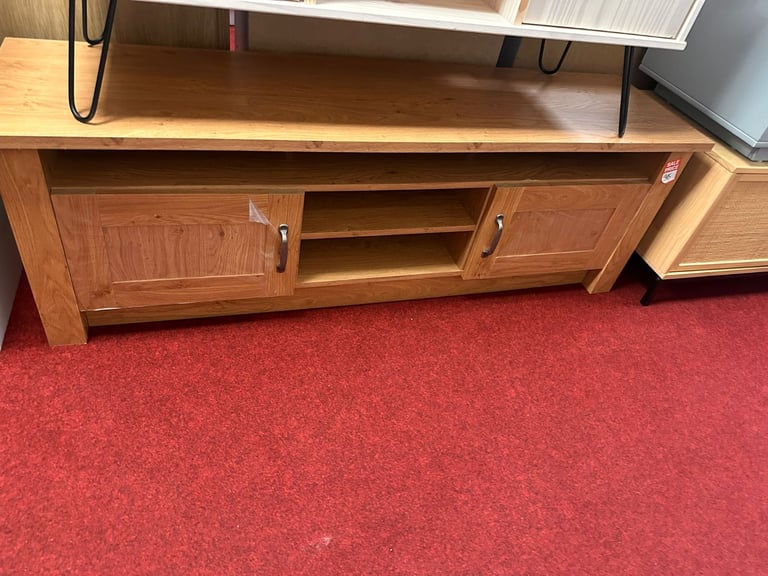 Ohio TV Unit - Oak Effect