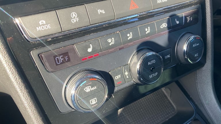 2018 SEAT Leon 2.0 TSI 190 FR Sport [EZ] 5dr DSG Petrol Hatchback Hatchback Petrol Automatic