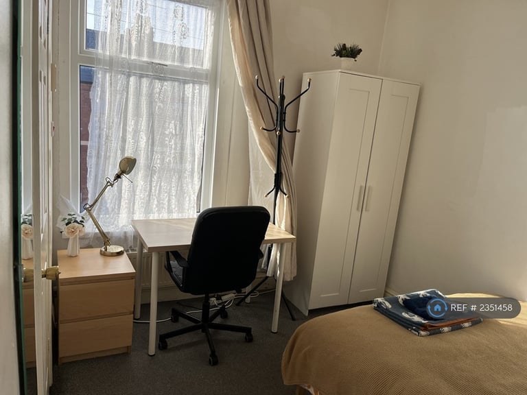 1 bedroom in Carmelite Road, Coventry, CV1 (#2351458)