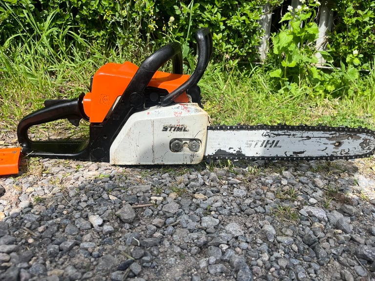 Stihl 018 petrol chainsaw good working order
