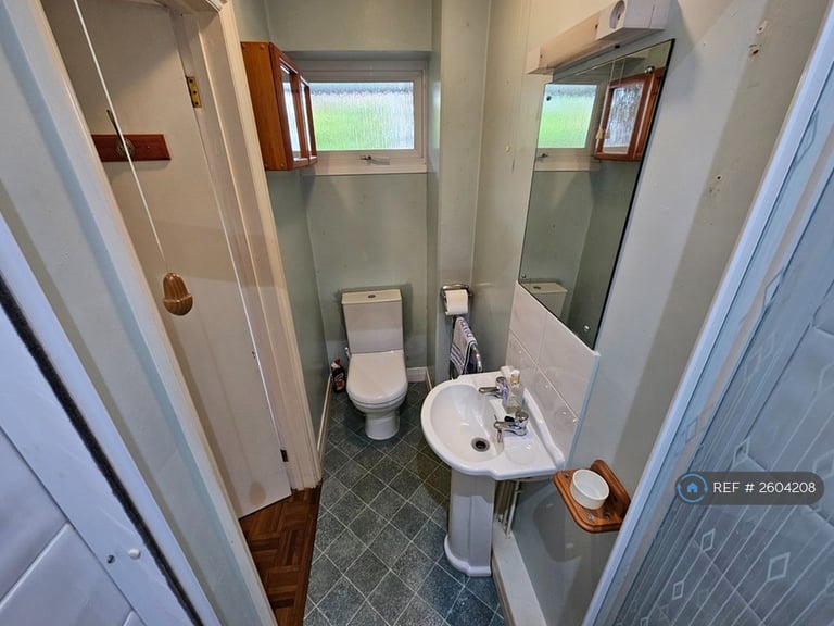 3 bedroom house in St Marys Gardens, Chichester, PO19 (3 bed) (#2604208)