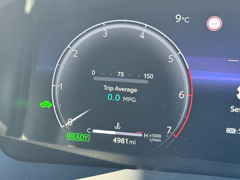 2024 Toyota C-HR 1.8 VVT-h Design CVT Euro 6 (s/s) 5dr HATCHBACK Petrol/Electric Hybrid Automatic