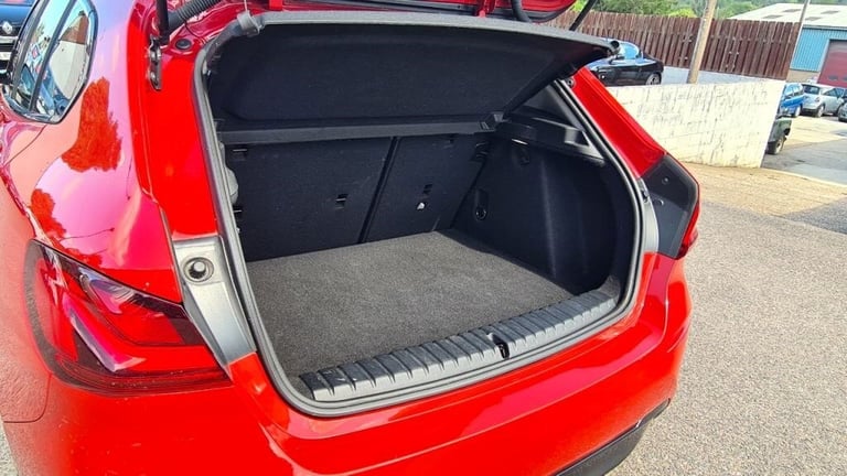 BMW 1 Series 118i Sport 5dr Step Auto Petrol