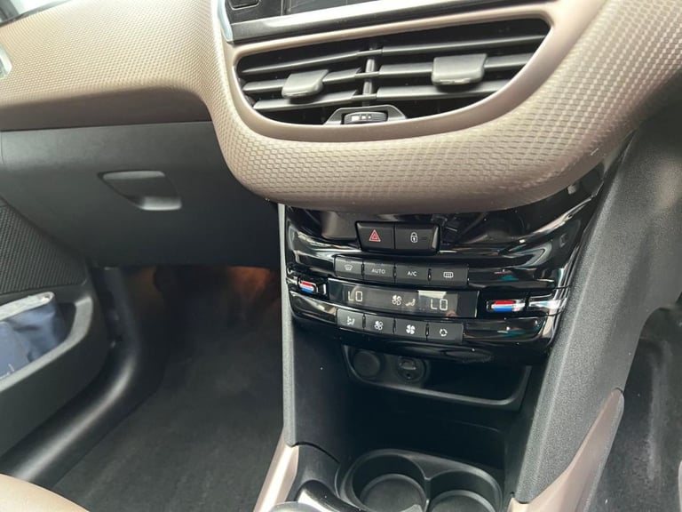  Peugeot 2008 1.6 e-HDi Allure 5dr Diesel
