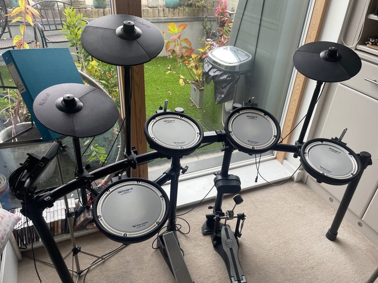 Roland TD1 DMK - Mesh electronic drums