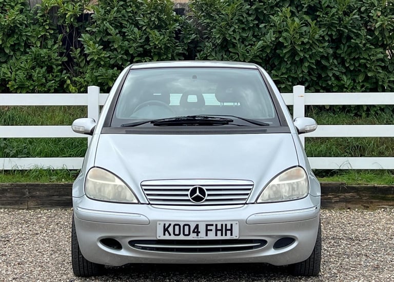 Mercedes-Benz A-Class 1.4 A140 Elegance LWB Hatchback 5dr Petrol Manual - Image 4