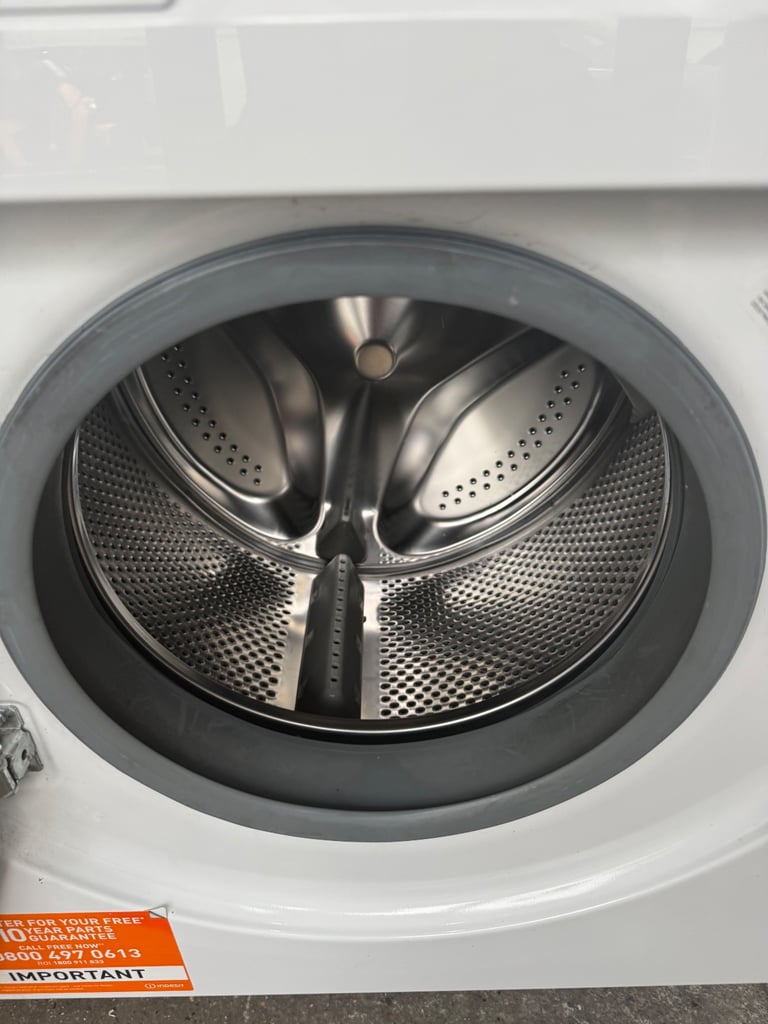 7KG HOTPOINT WDIL75125 BUILT IN WASHER & DRYER WITH WARRANTY   