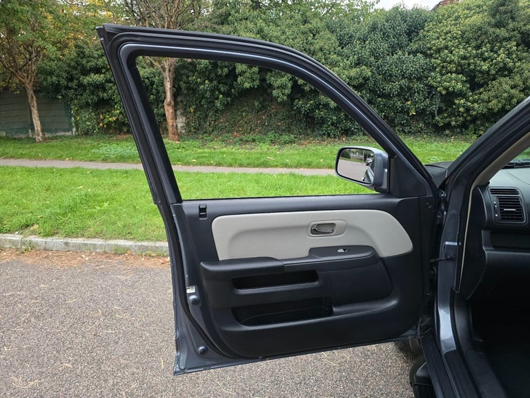 2006 Honda CR-V 2.0 i-VTEC Executive 5dr Auto ESTATE PETROL Automatic